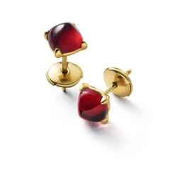 Baccarat Médicis Boucles d'Oreilles Puces en Cristal Rouge et Vermeil