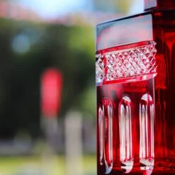 Carafe à Whisky en Cristal Rouge Mireille par Cristal de Paris