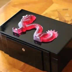 Lalique Maison Black Lacquer & Red Crystal Dragon Jewelry Box - Limited Edition 88 -OBJETS DÉCORATIFS CRISTAL dragon cristal rouge lalique