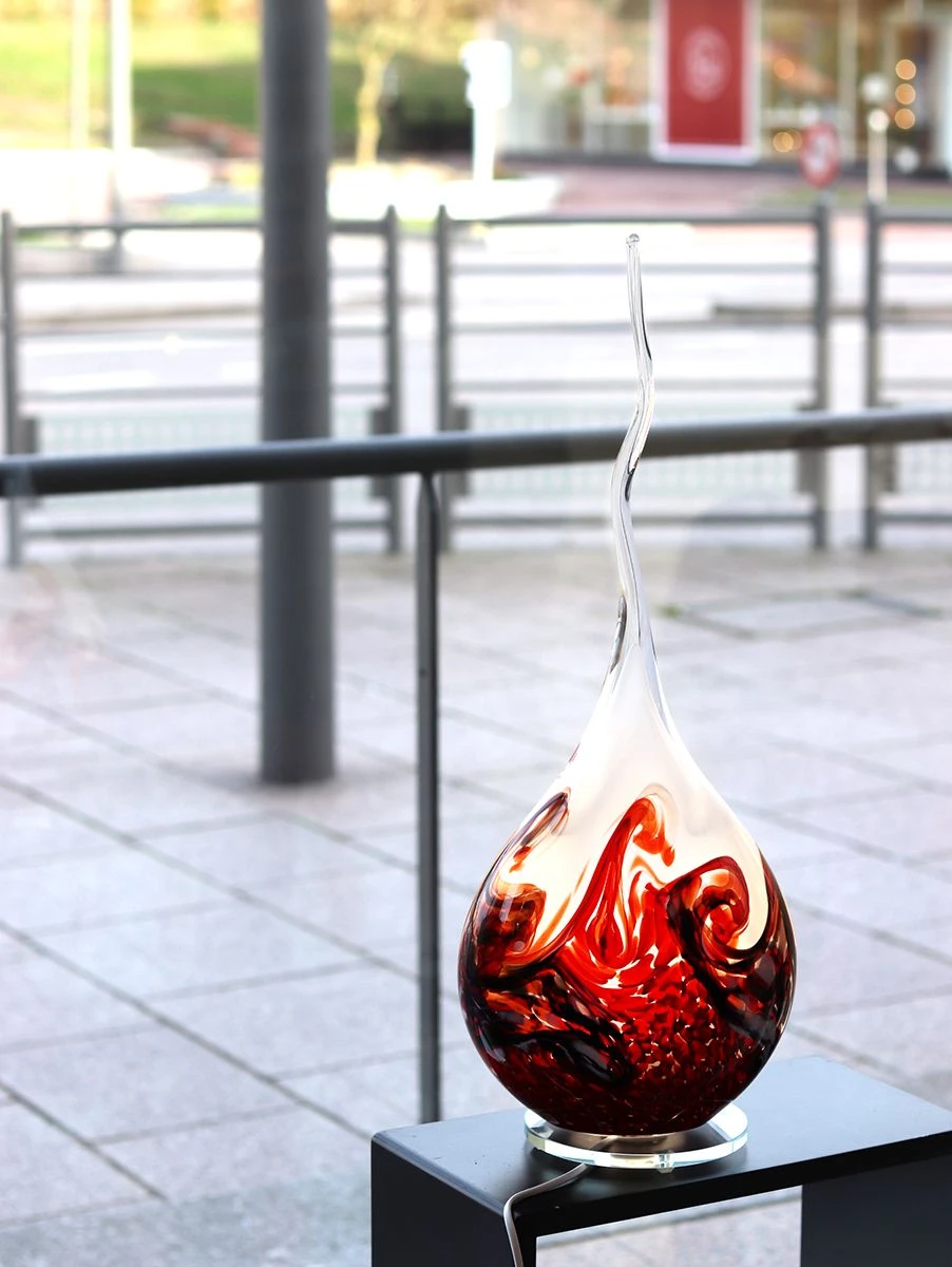 Lampe Flamme Cristal Noir Et Rouge 1 Lampe Flamme Cristal Noir Et Rouge