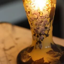 Lampe Pâte De Verre Tip Gallé Décor Glycine