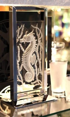 Lampe Poséidon Cristal Lalique Abat-jour Blanc