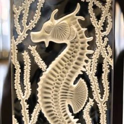 Lampe Poséidon Cristal Lalique Abat-jour Blanc -OBJETS DÉCORATIFS CRISTAL lampe poseidon lalique